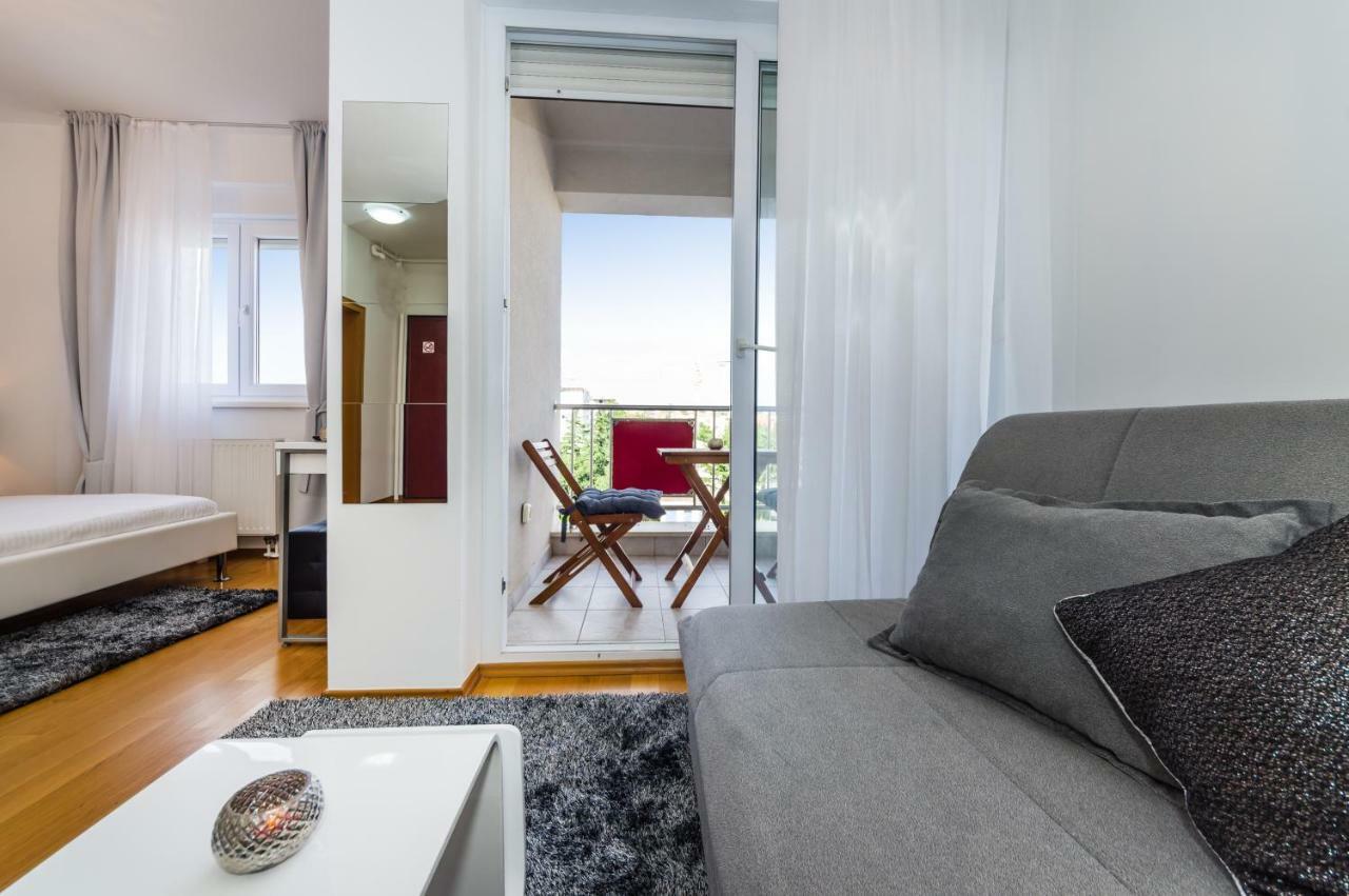Studio Apartment K & K With Free Garage Zadar Zewnętrze zdjęcie