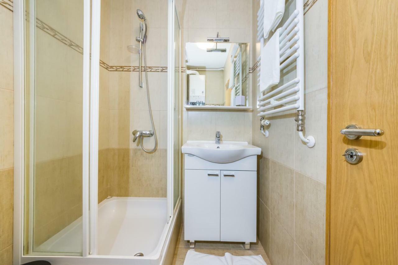 Studio Apartment K & K With Free Garage Zadar Zewnętrze zdjęcie